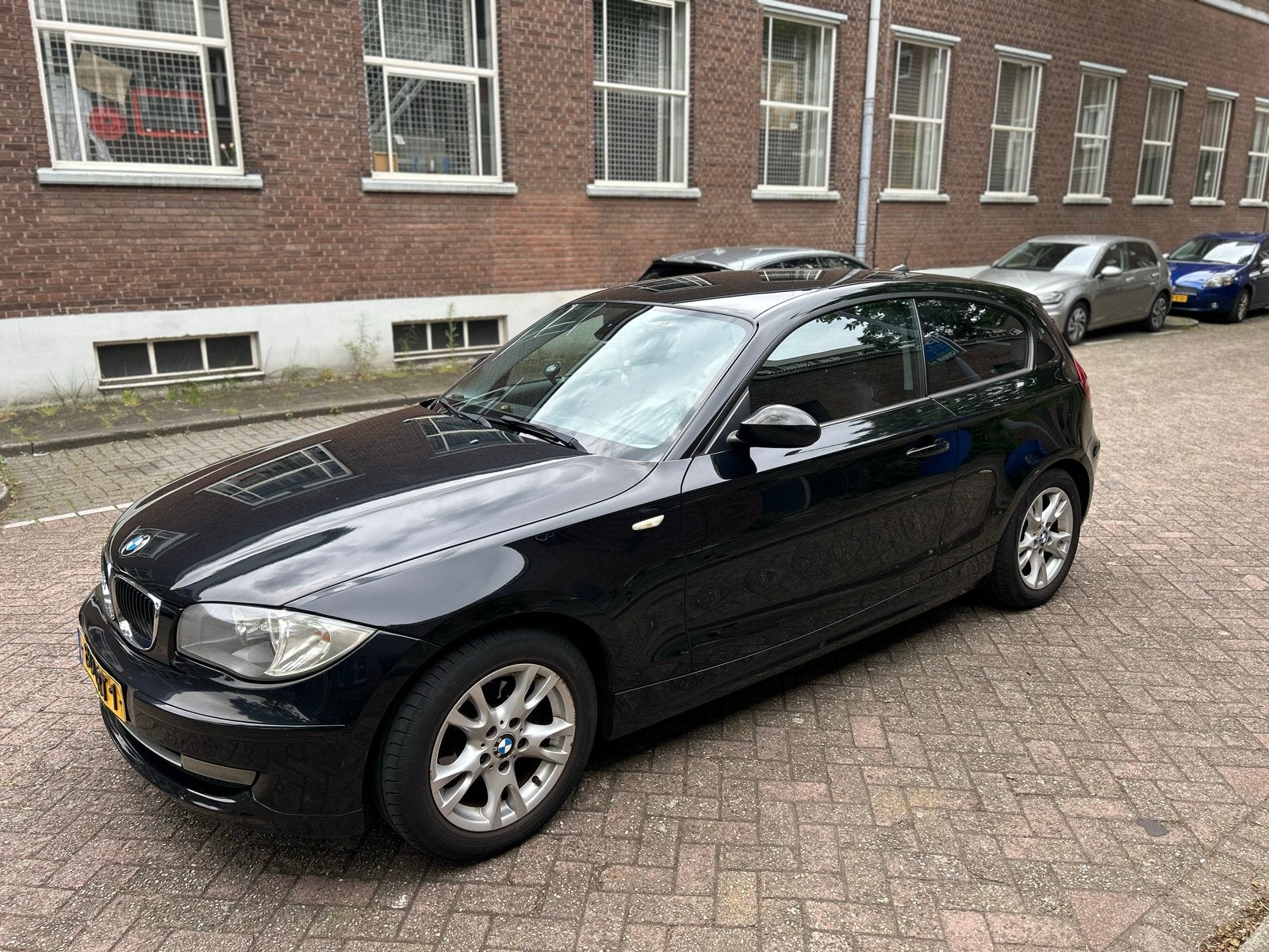 BMW 1-Serie 2.0 116I 3DR 2010 Zwart, Auto's, 1-Serie, Achterwielaandrijving, 1995 cc, 4 cilinders