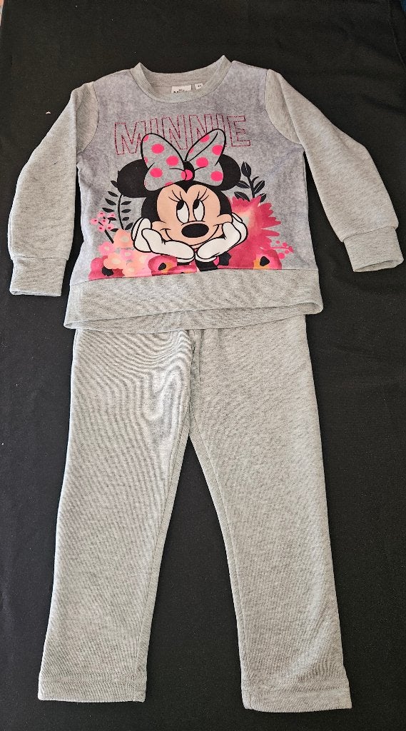 Minnie Mouse joggingpak / huispak grijs maat 104, Disney, Nieuw, Ophalen of Verzenden, A