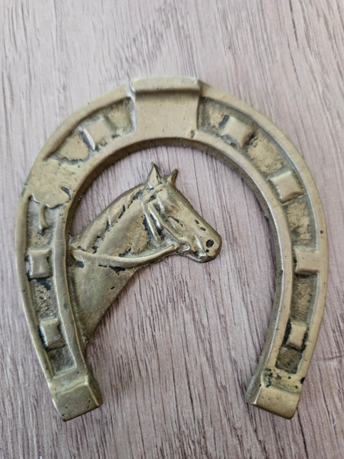 Decoratief hoefijzer met paardenhoofd - Messing, Ophalen of Verzenden