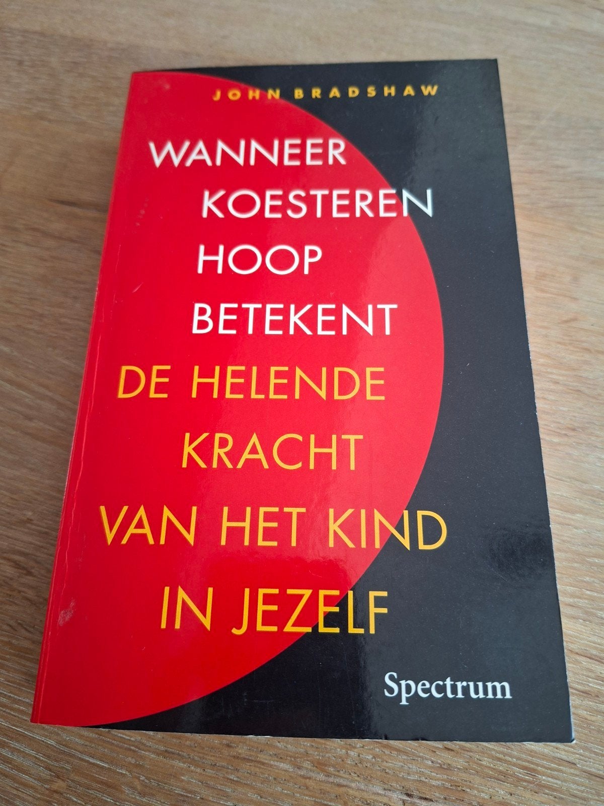 J. Bradshaw - Wanneer koesteren hoop betekent, Boeken, Ophalen of Verzenden, Gelezen, J. Bradshaw, Nederland