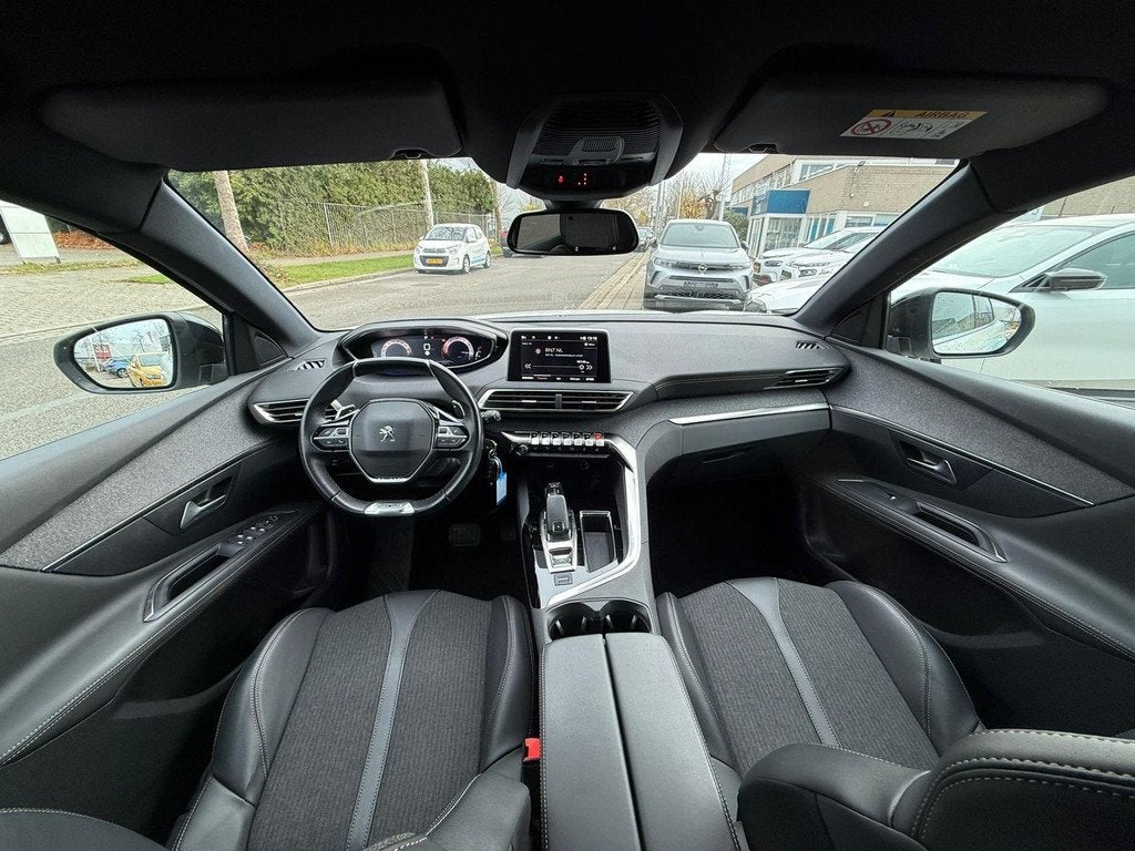 Peugeot 3008 1.2 PureTech GT Line , Navi Dealer auto, Auto's, Peugeot, Gebruikt, 1295 kg, 1199 cc, Leder en Stof
