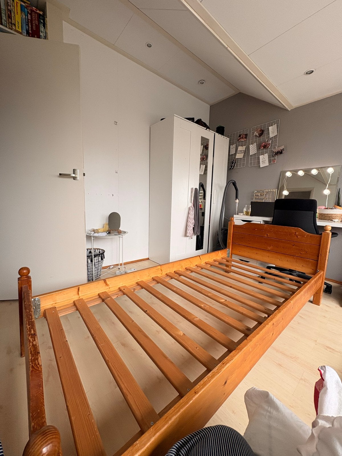 Zelfgemaakt eenpersoons houten bed, 100cm x 200cm, Ophalen, Eenpersoons, Bruin, 200 cm