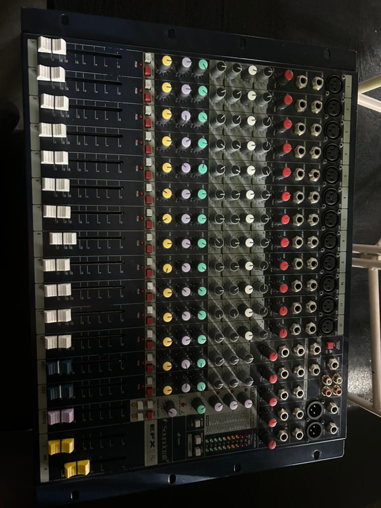 Soundcraft efx 12 mengpaneel, Muziek en Instrumenten, Mengpanelen, Ophalen, 10 tot 20 kanalen