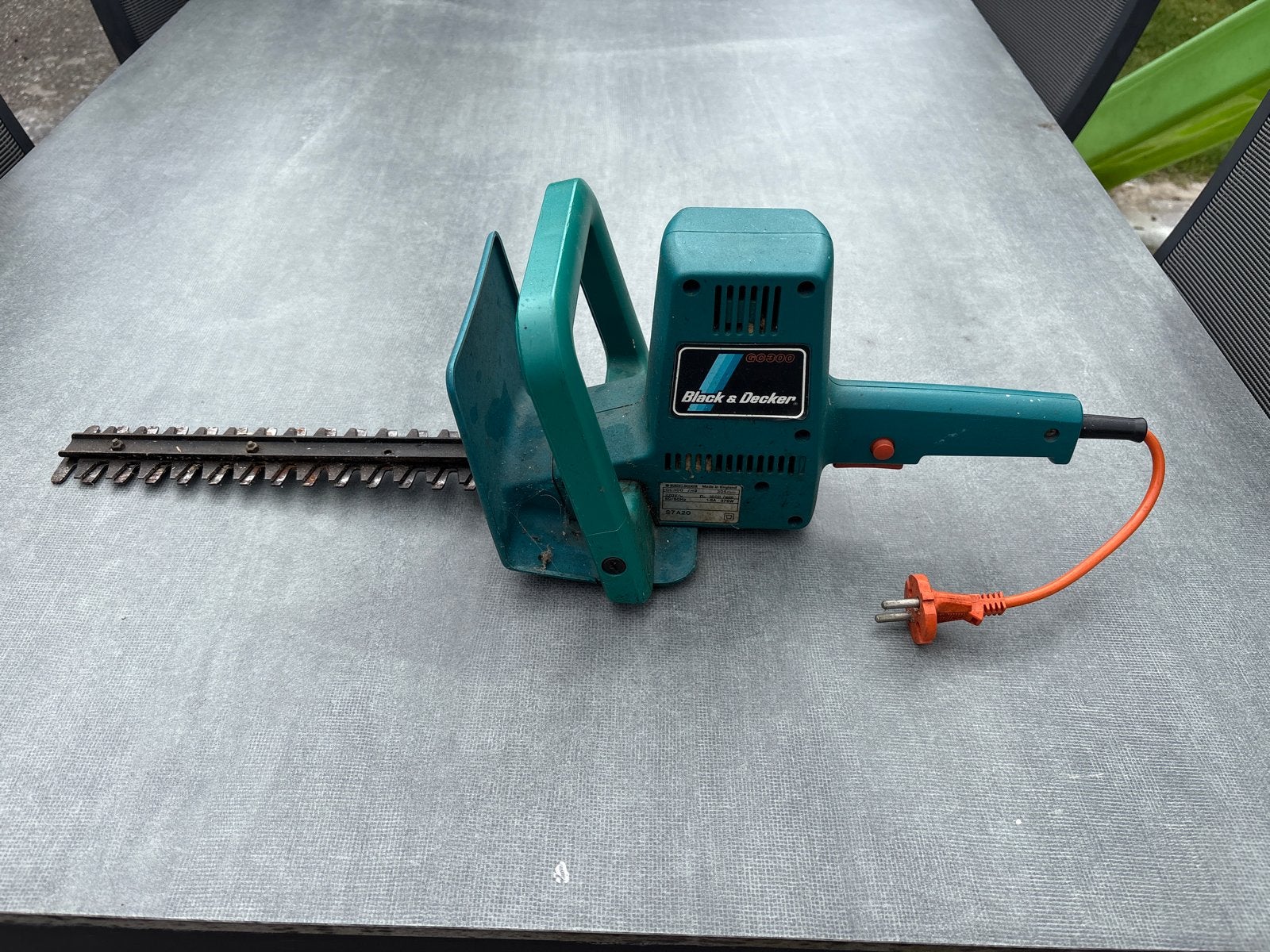 Black & Decker GC300 heggenschaar - Elektrisch, Ophalen, Gebruikt, Elektrisch