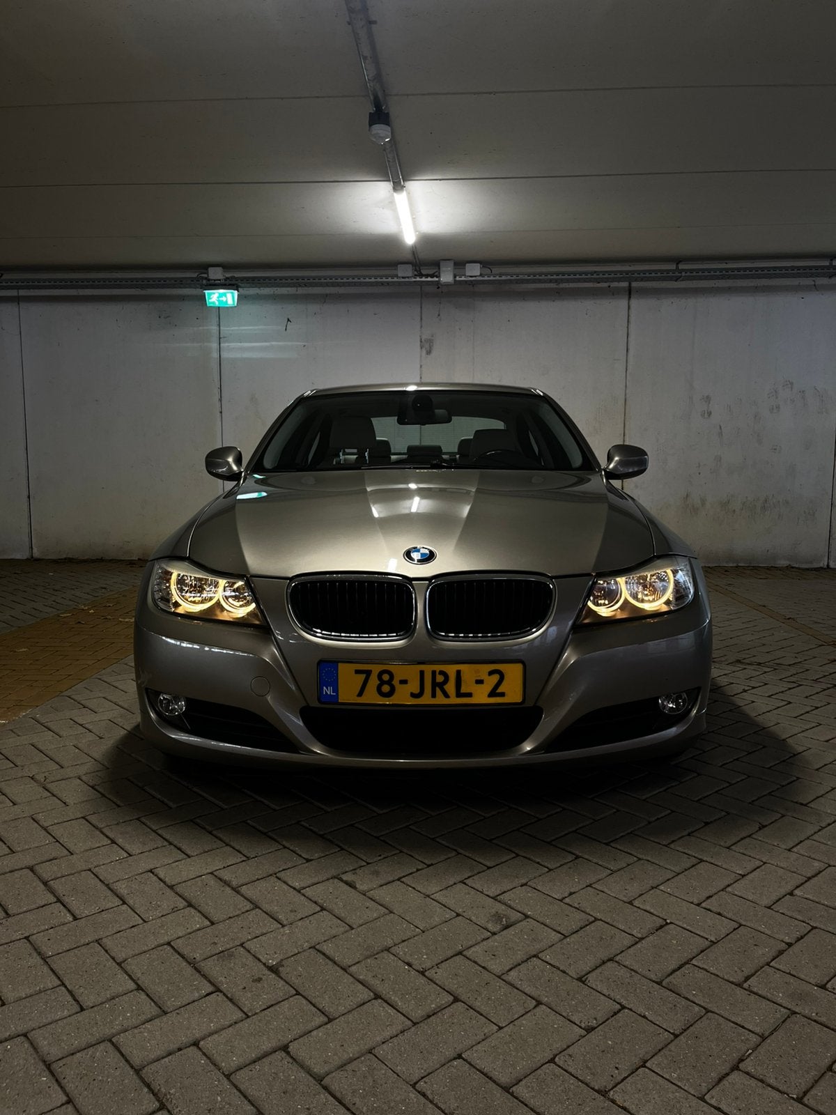 BMW 3-Serie 3.0 I 330 AUT 2009 Beige, Automaat, Dealer onderhouden, Achterwielaandrijving, Beige