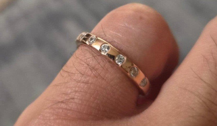 Rosé gouden ring 9K met zirkonia's, Ophalen of Verzenden, 17 tot 18, Dame, Goud