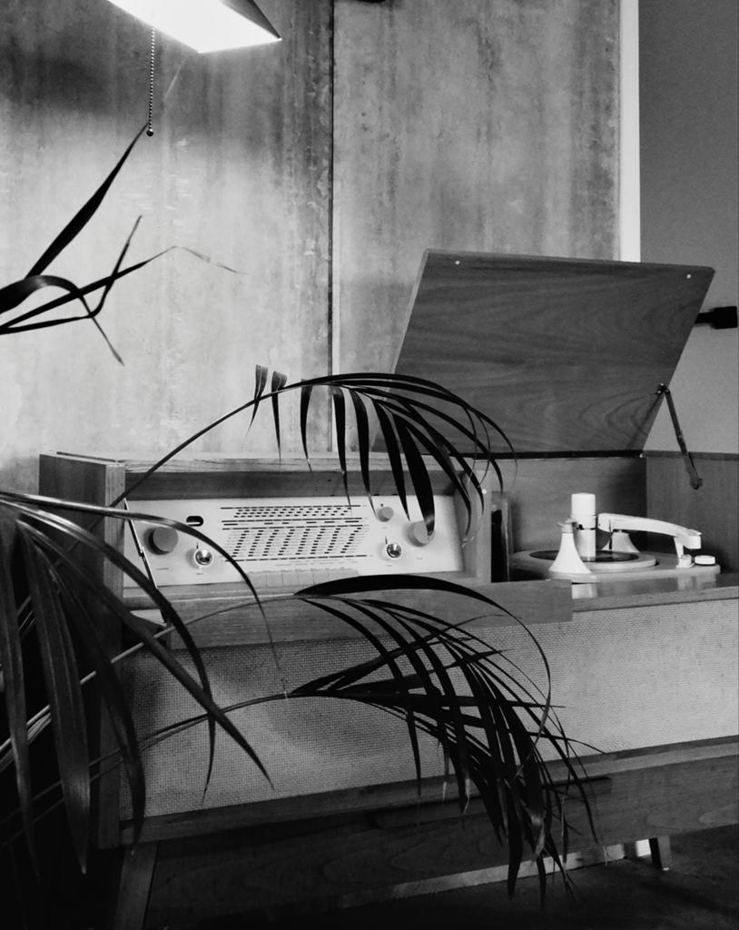BRAUN - Dieter Rams stereo meubel (radio en platenspeler), Audio, Tv en Foto, Platenspelers, Ophalen of Verzenden, Gebruikt, Platenspeler