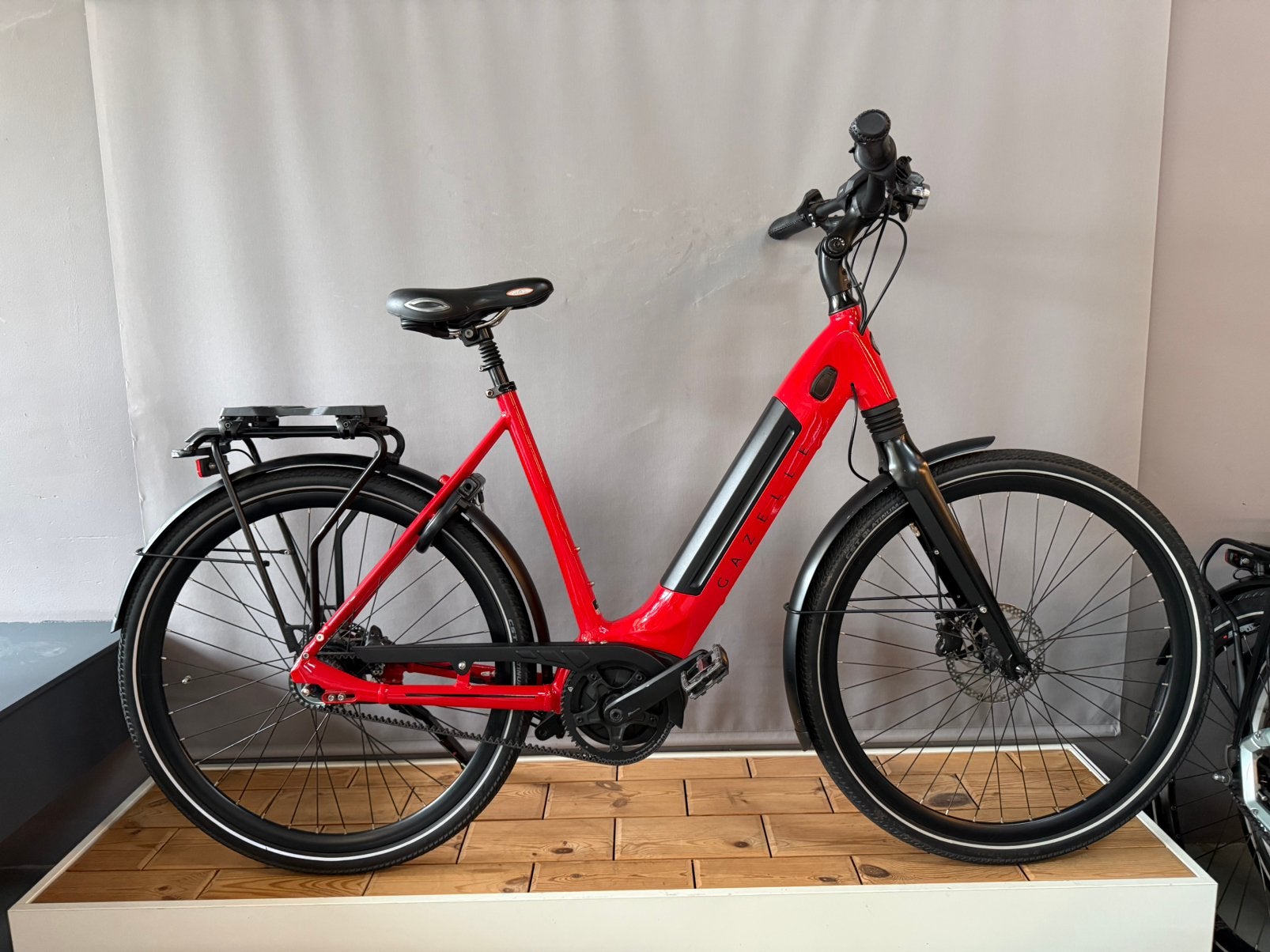 Elektrische fiets GAZELLE ULTIMATE C8+, Overige merken, Versnellingen, Zo goed als nieuw, 56 cm of meer
