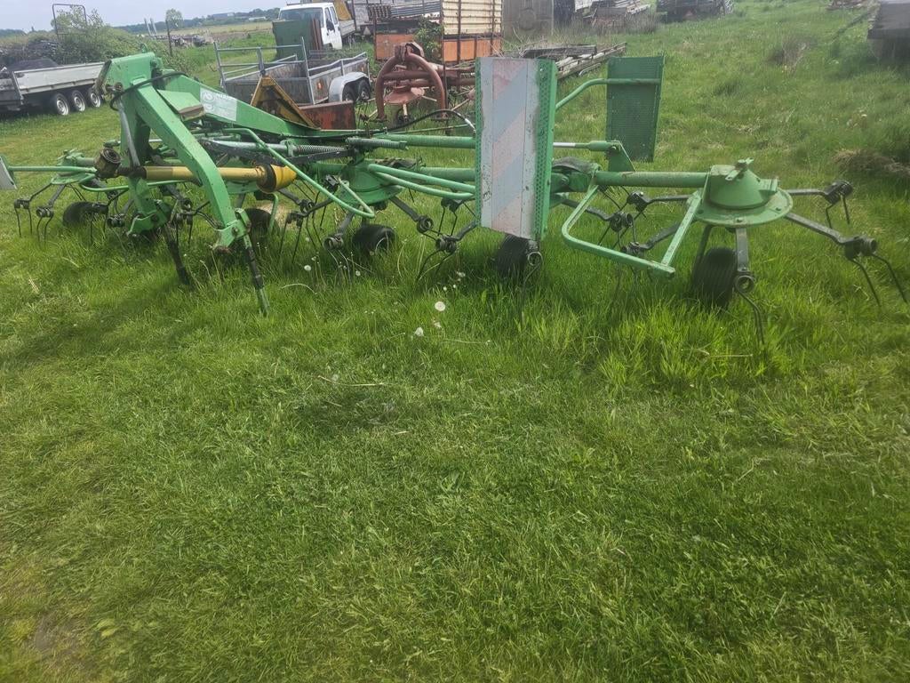 Deutz Fahr hooischudder, Ophalen, Nieuw, 20 m² of meer