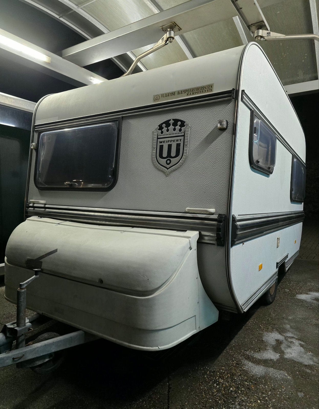 ​Net Weippert caravan Met voortent, papieren&in goede staat, Overige merken, Omvormbare zithoek, 750 - 1000 kg, Particulier