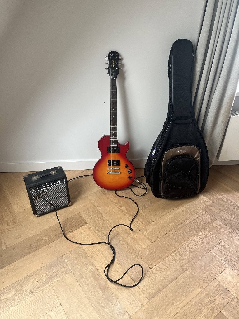 Epihone Les Paul Special II gitaar, hoes, Fender Frontman, Ophalen, Fender, Met versterker, Zo goed als nieuw