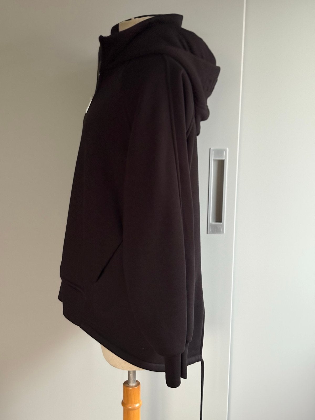 Riani hoodie met rits - Zo goed als nieuw, Ophalen of Verzenden, Zo goed als nieuw, Maat 38/40 (M), Zwart