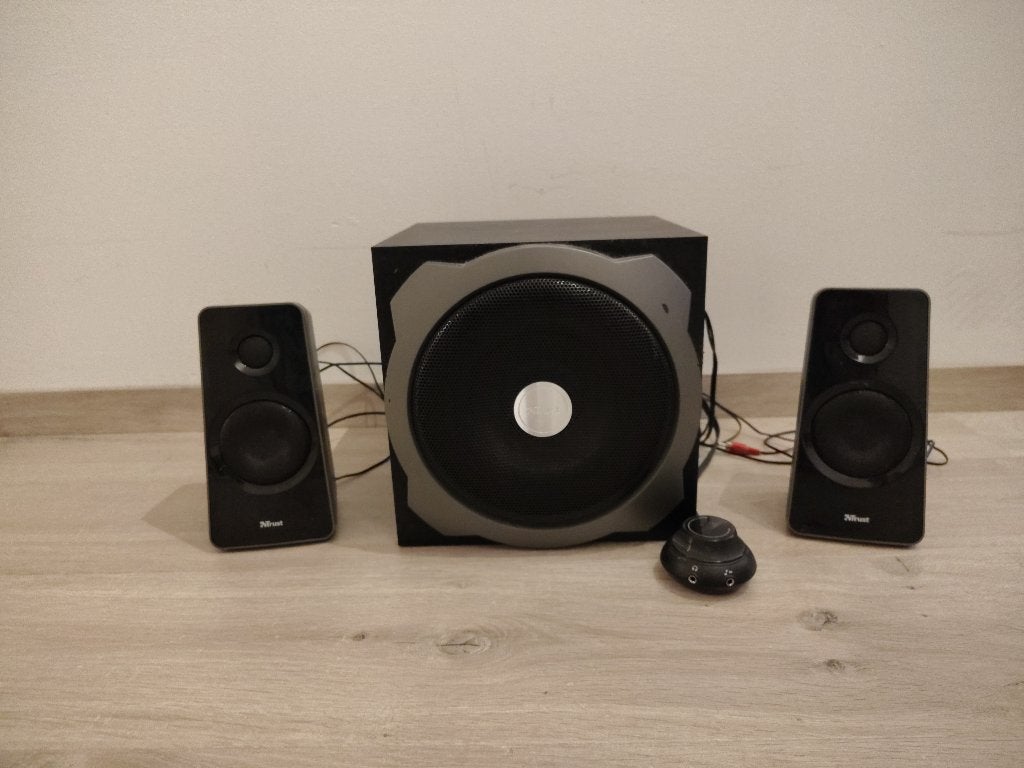 Trust boxen en subwoofer, Gebruikt, Inclusief kabels, Subwoofer, Minder dan 60 watt