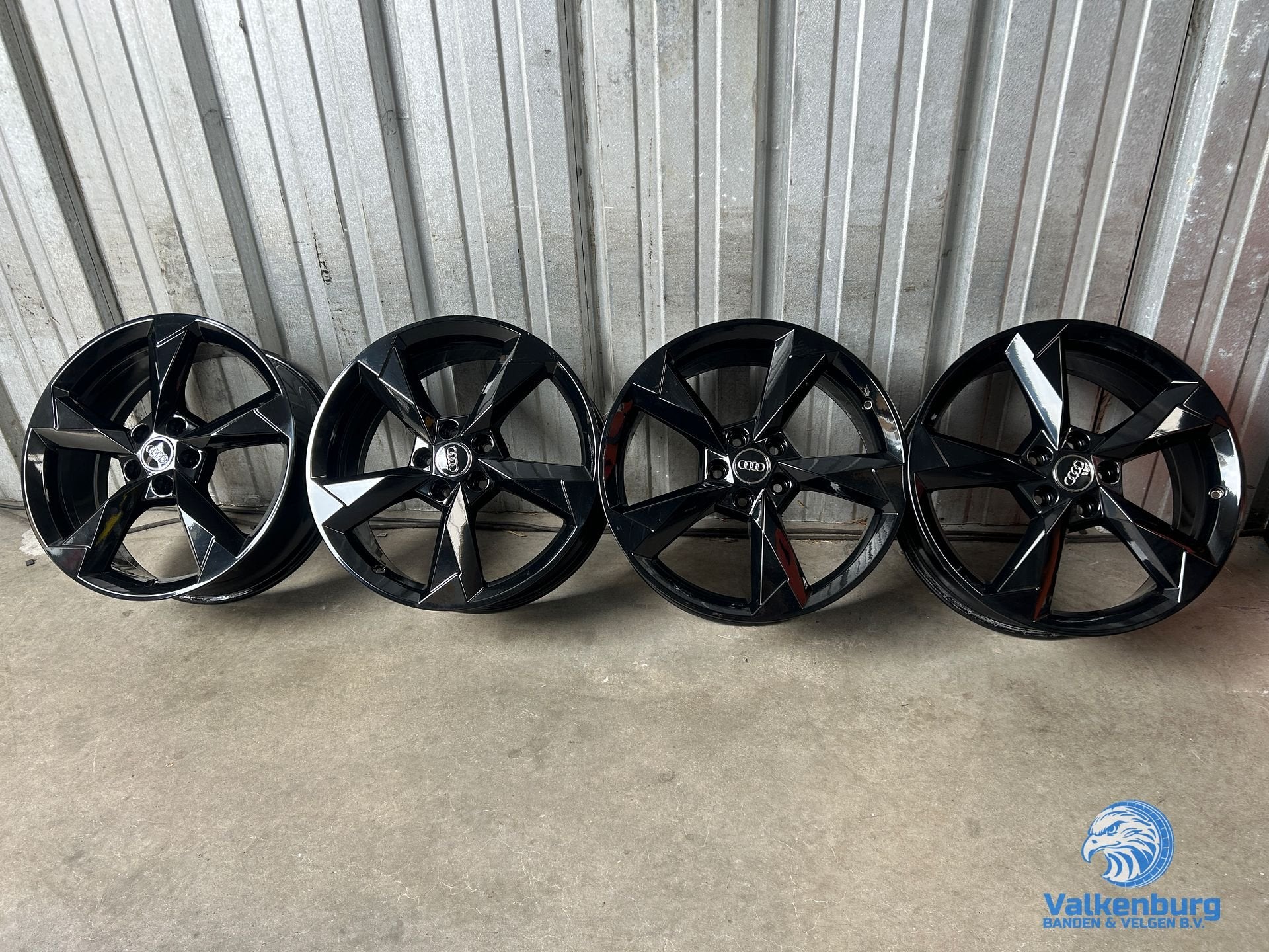 Originele Audi A3 Q2 Q3 19 inch zwarte Rotor velgen 5x112, 19 inch, Gebruikt, Velg(en), -
