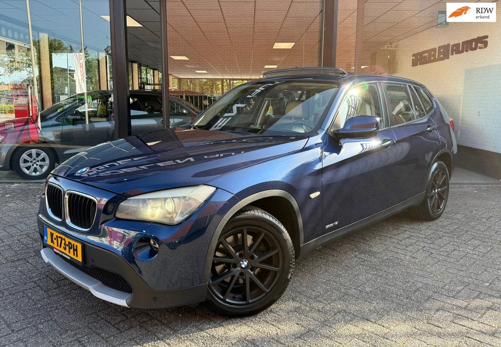 BMW X1 sDrive18i Executive AUTOMAAT | LEDER | PANO DAK | CRU, Auto's, BMW, Bedrijf, Te koop, X1, ABS, Airbags, Airconditioning