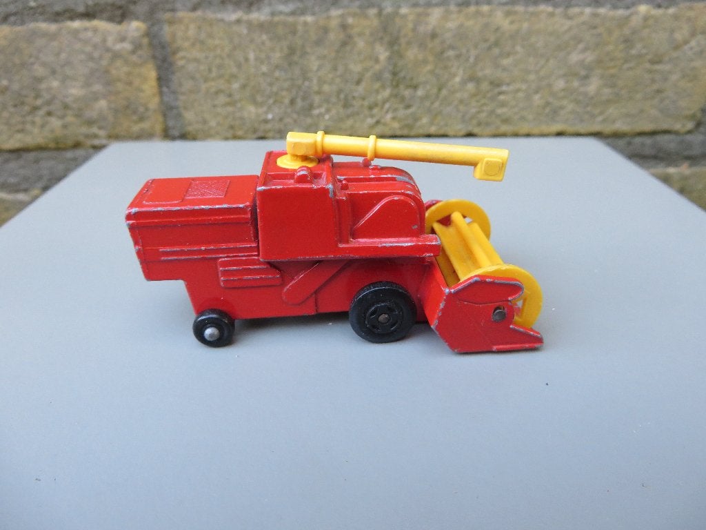 Matchbox No 51 Combine Harvester, Ophalen of Verzenden, Gebruikt, Auto