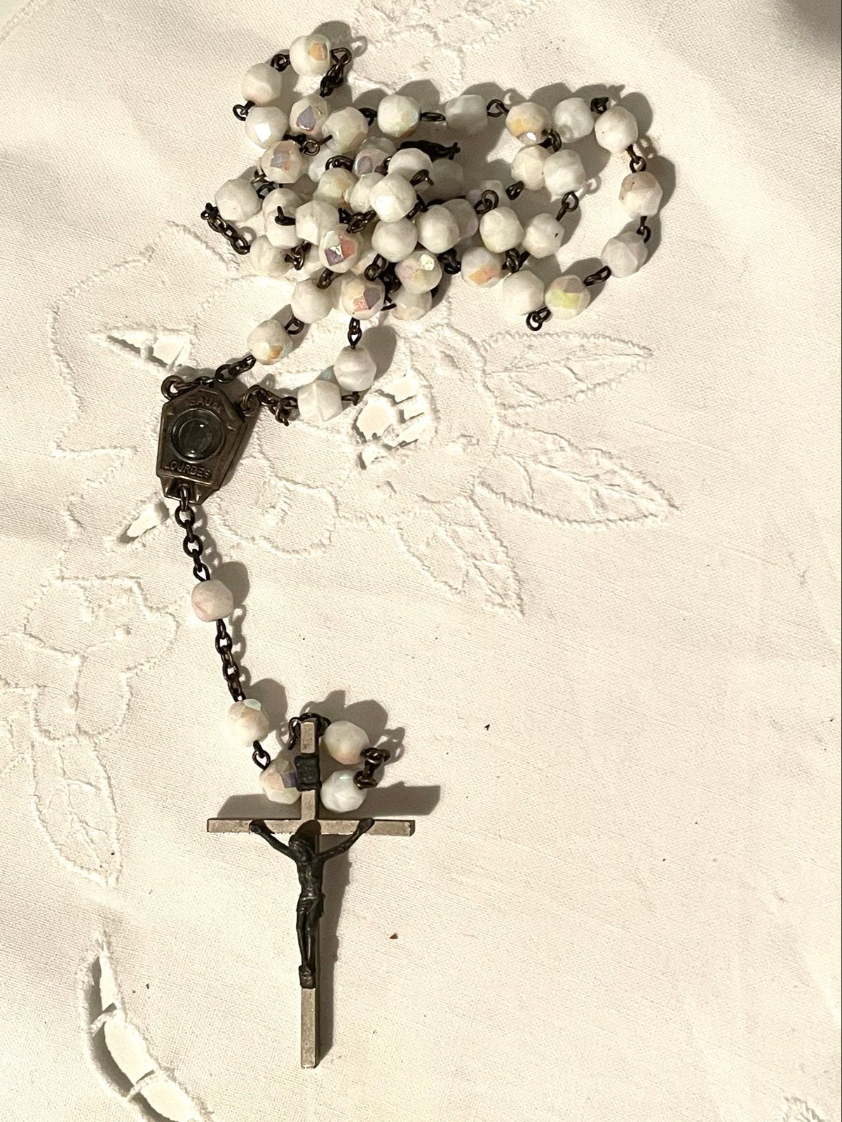 Antieke Rozenkrans met Witte Kralen en Kruisbeeld, Ophalen of Verzenden