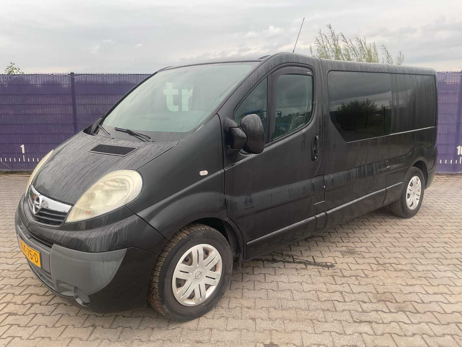 2008 - Opel - Vivaro - 2.5 CDTI L2H1 DC - Bedrijfswagen, Gebruikt, Bedrijf, 6 stoelen, Euro 4