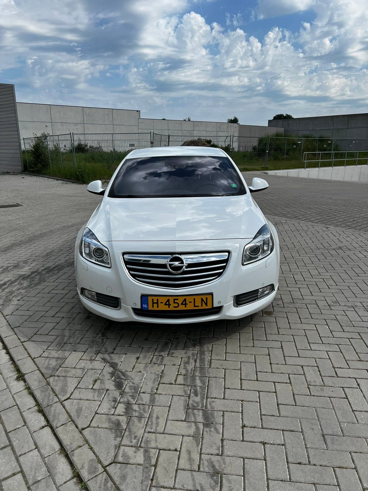 Opel Insignia 2.0 Turbo Ecotec 220pk 5D 2011 Wit, Voorwielaandrijving, Zwart, 4 cilinders, Wit