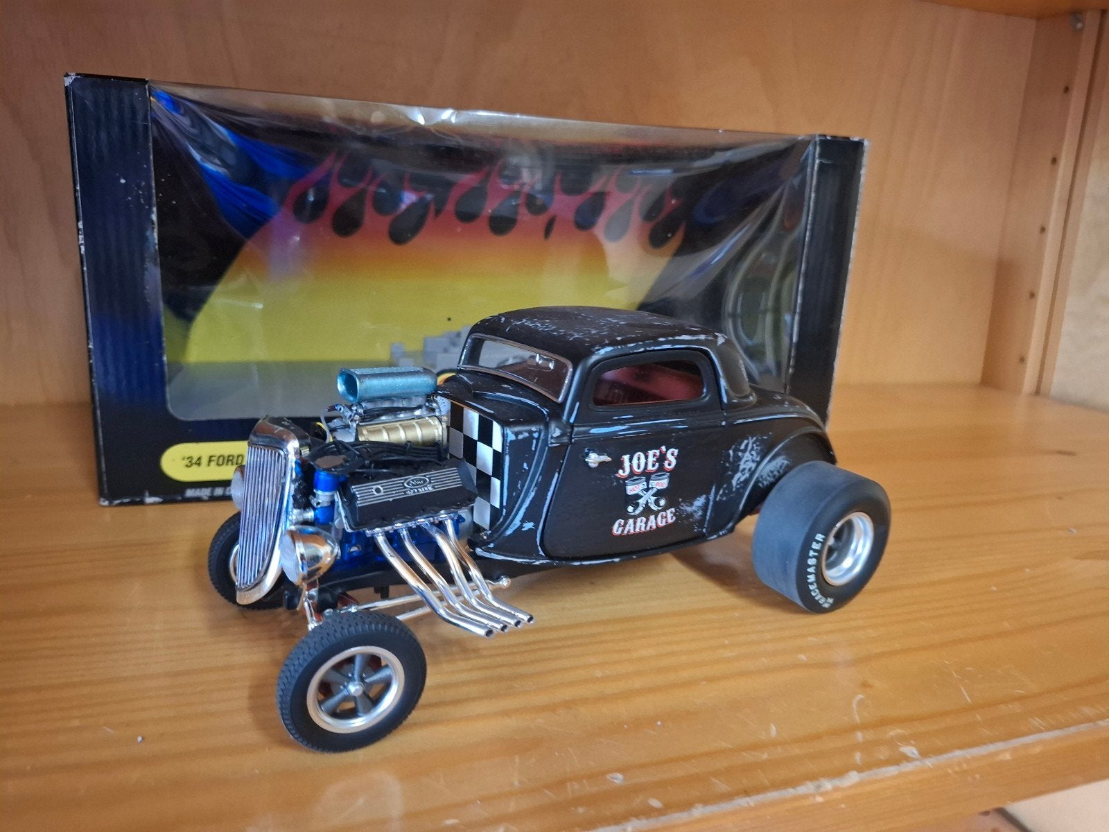 ERTL 1:18 Ford 1934 Gasser Hot Rod - Zelfbouw Custom, Ophalen of Verzenden, Gebruikt, Auto, ERTL