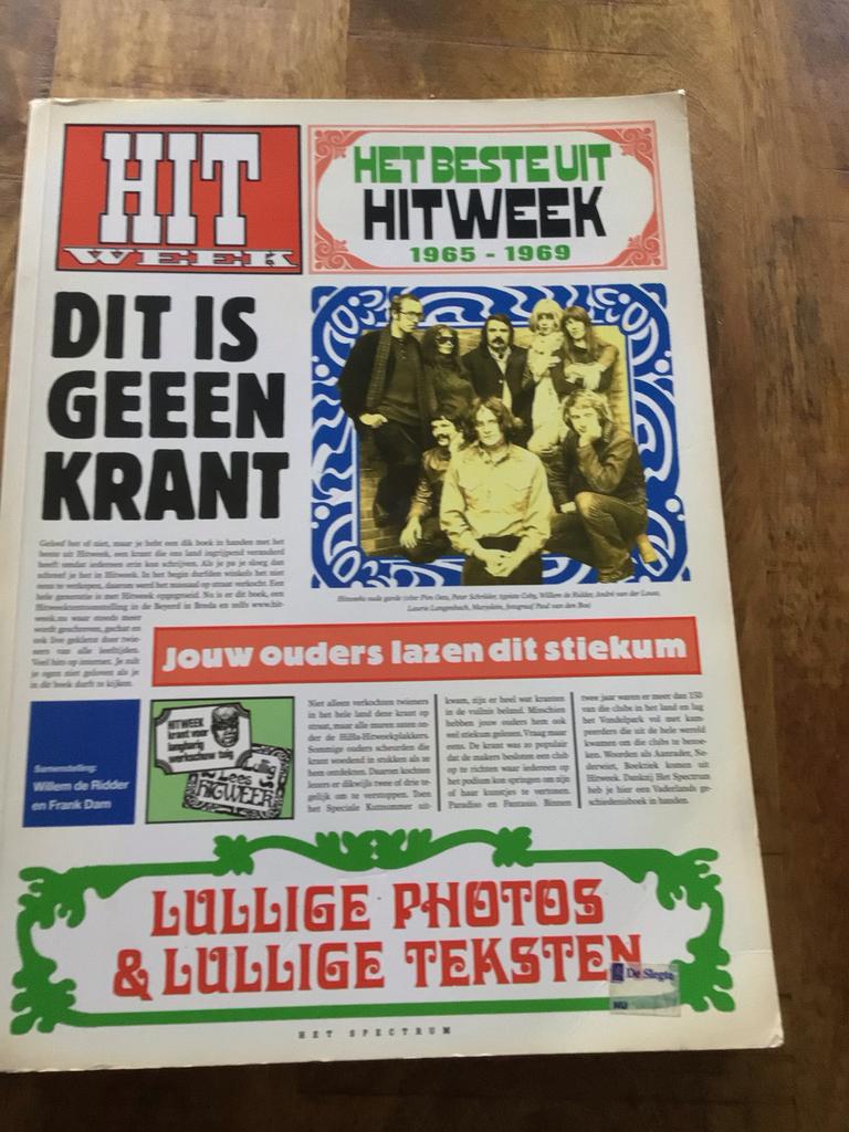 Het Beste uit Hitweek 1965-1969 - Dit is geen krant, Boeken, Ophalen of Verzenden, Gelezen, Muziek, Film of Tv