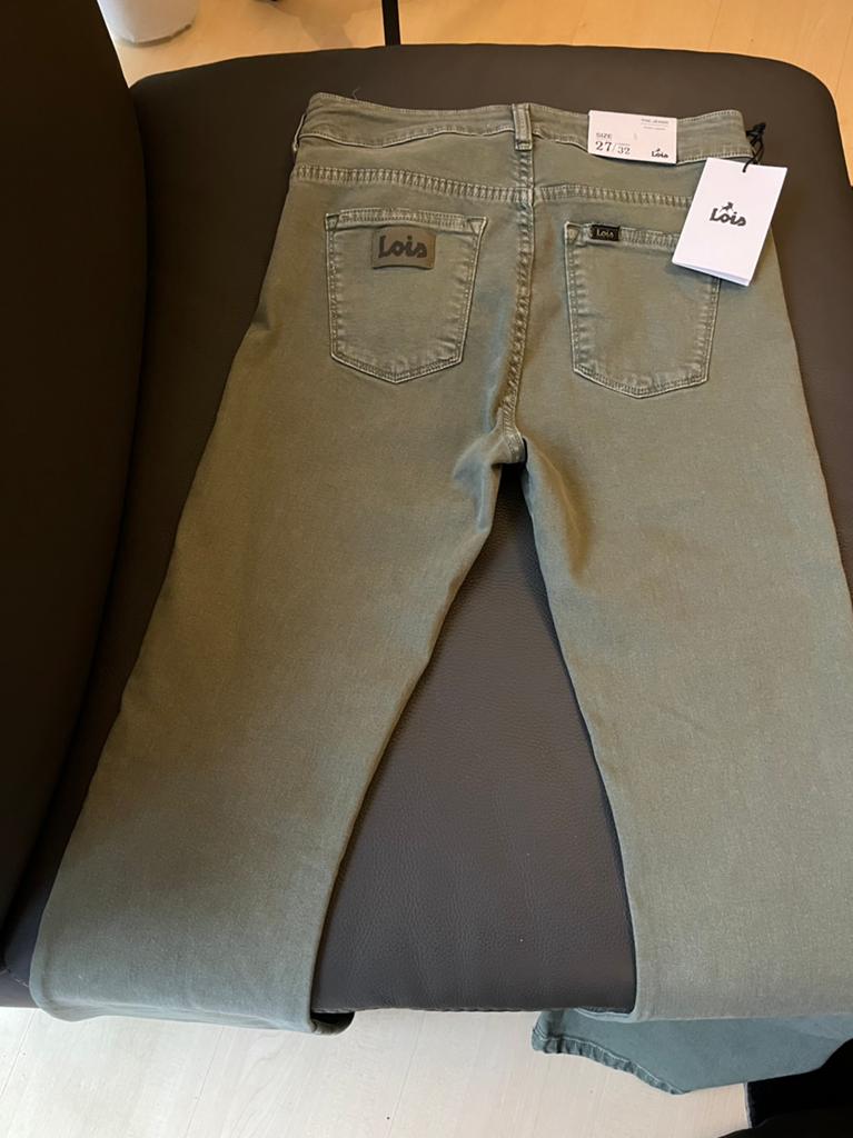 LOIS FLARED jeans NW met prijskrtje mt27/32, Ophalen of Verzenden, Nieuw, Overige kleuren, W27 (confectie 34) of kleiner