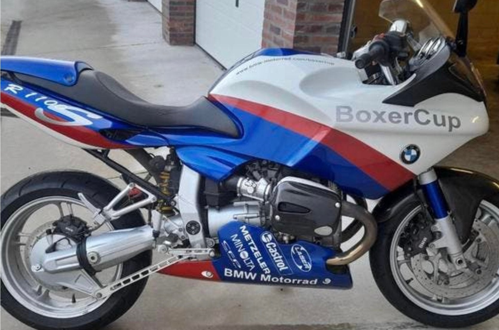 Gezocht               BMW r 1100 s     Boxercup stickers, Motoren, Ophalen of Verzenden