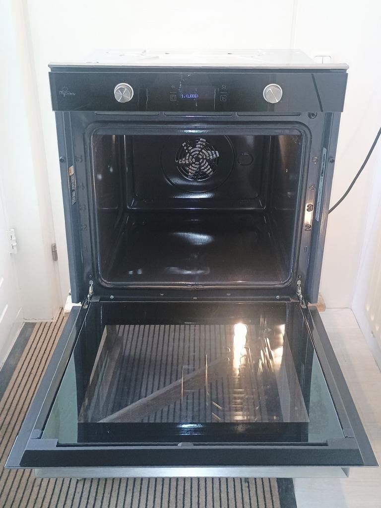 Bauknecht inbouw heteluchtoven Model BIK7 CH8VSPT Type FXTM6, Gebruikt, Verzenden, Oven met grill, Inbouw