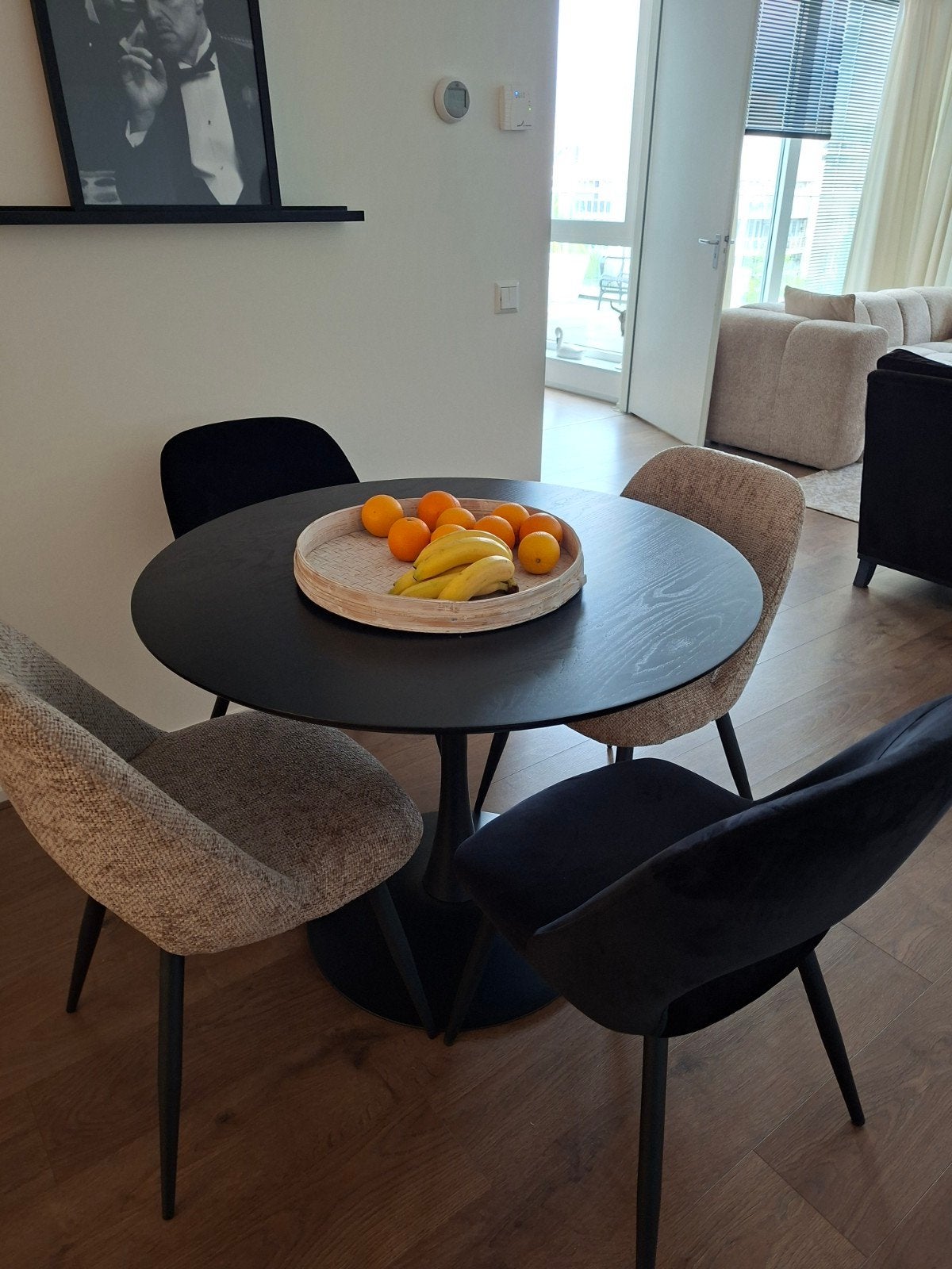 EETTAFEL  4 STOELEN  LUMZ / LAATSTE WEEKEND, Ophalen, Overige materialen, Gebruikt, Rond