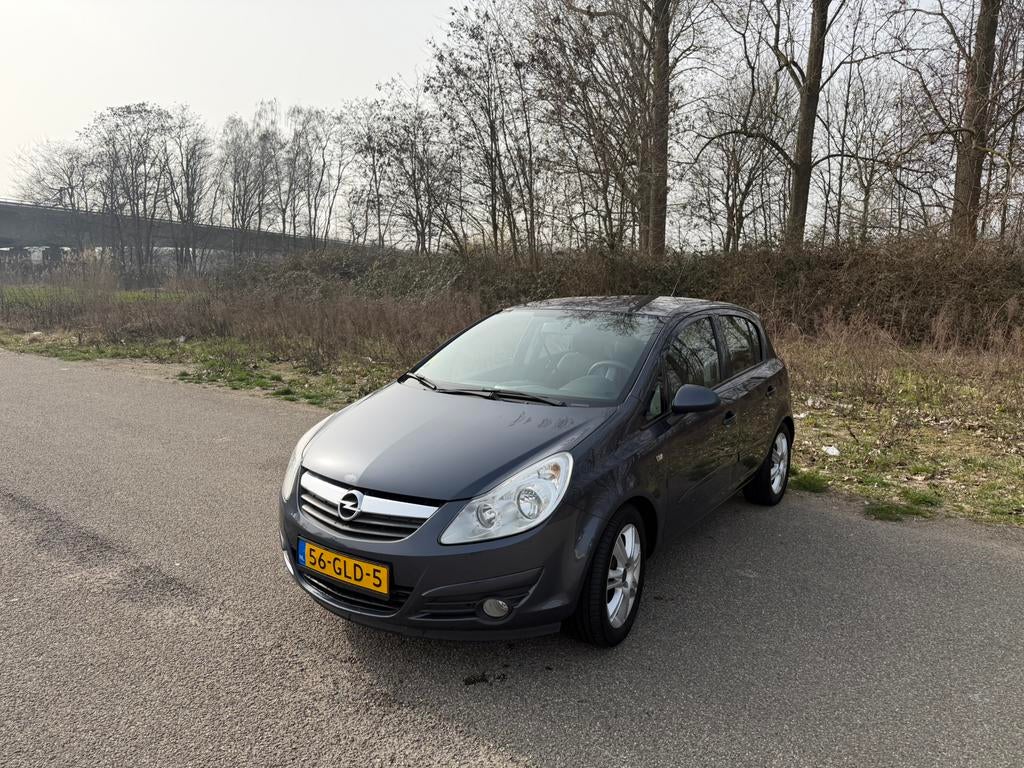 Opel Corsa 1.4 16V 5Deurs 2008 Trekhaak Grijs-Blauw, Voorwielaandrijving, 49 €/maand, Origineel Nederlands, Handgeschakeld
