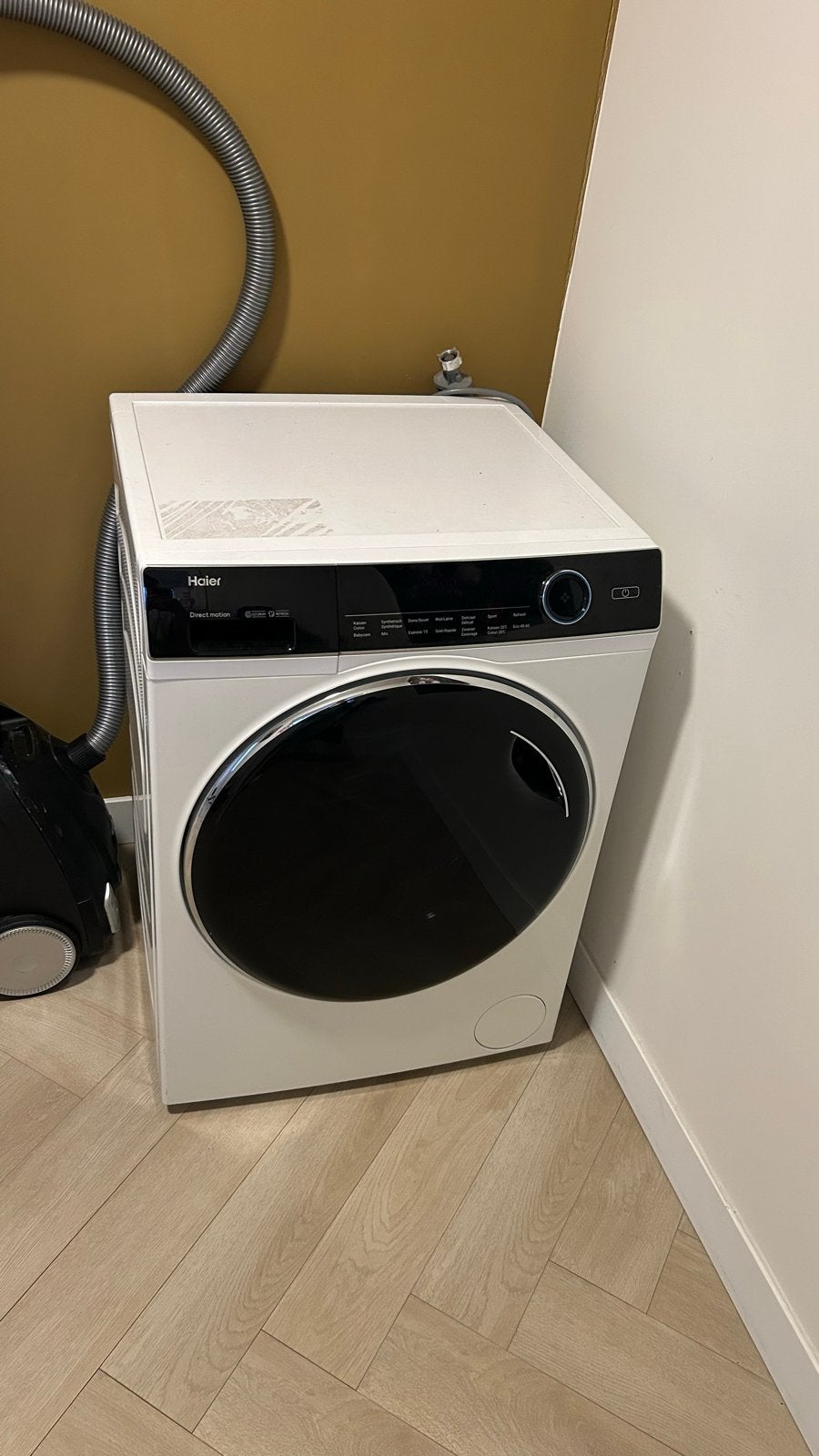Haier HW100-B14979 I-Pro Series 10kg Wasmachine, Ophalen, 1200 tot 1600 toeren, 10 kg of meer, Zo goed als nieuw