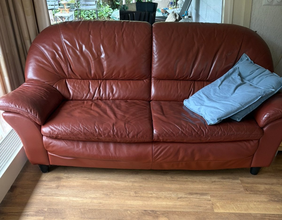 Bruin/rood leren bank, Ophalen, Gebruikt, 150 tot 200 cm, Tweepersoons
