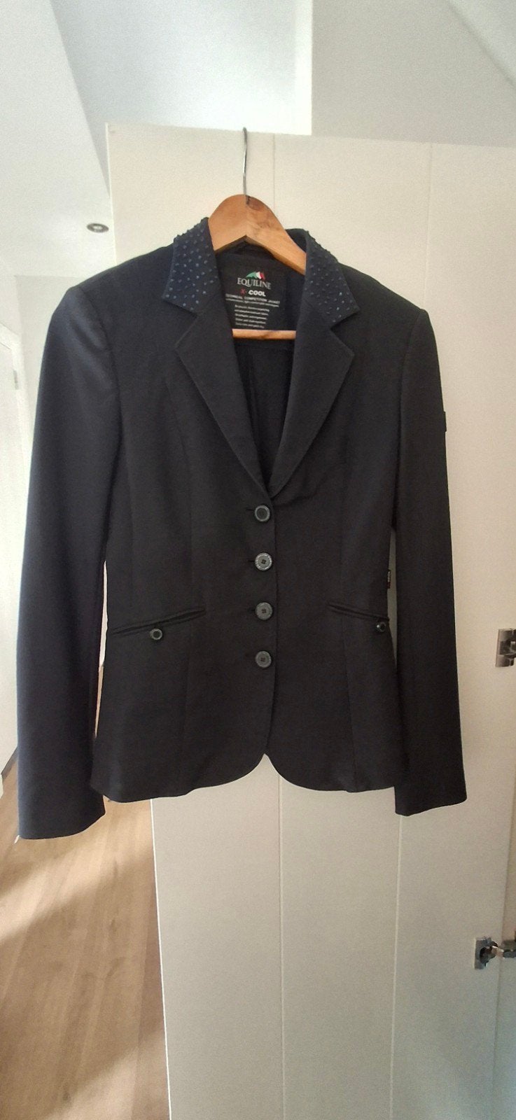 Equiline wedstrijdjasje maat 40 met kristallen, Maat 38/40 (M), Blauw, Equiline, Ophalen of Verzenden