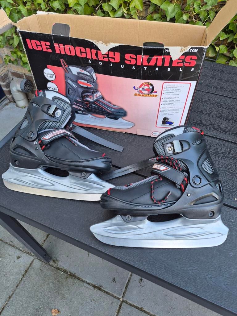 Nijdam schaatsen, Sport en Fitness, Schaatsen, Ophalen of Verzenden, Zo goed als nieuw, IJshockeyschaatsen, Nijdam