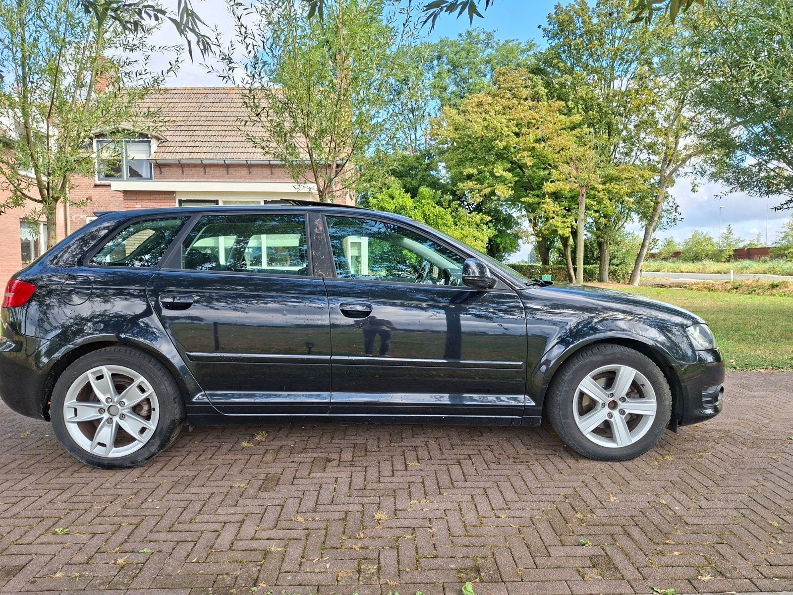Audi A3 1.6 Sportback 75KW 2009 Zwart, Auto's, Audi, Voorwielaandrijving, Stof, Zwart, Zwart