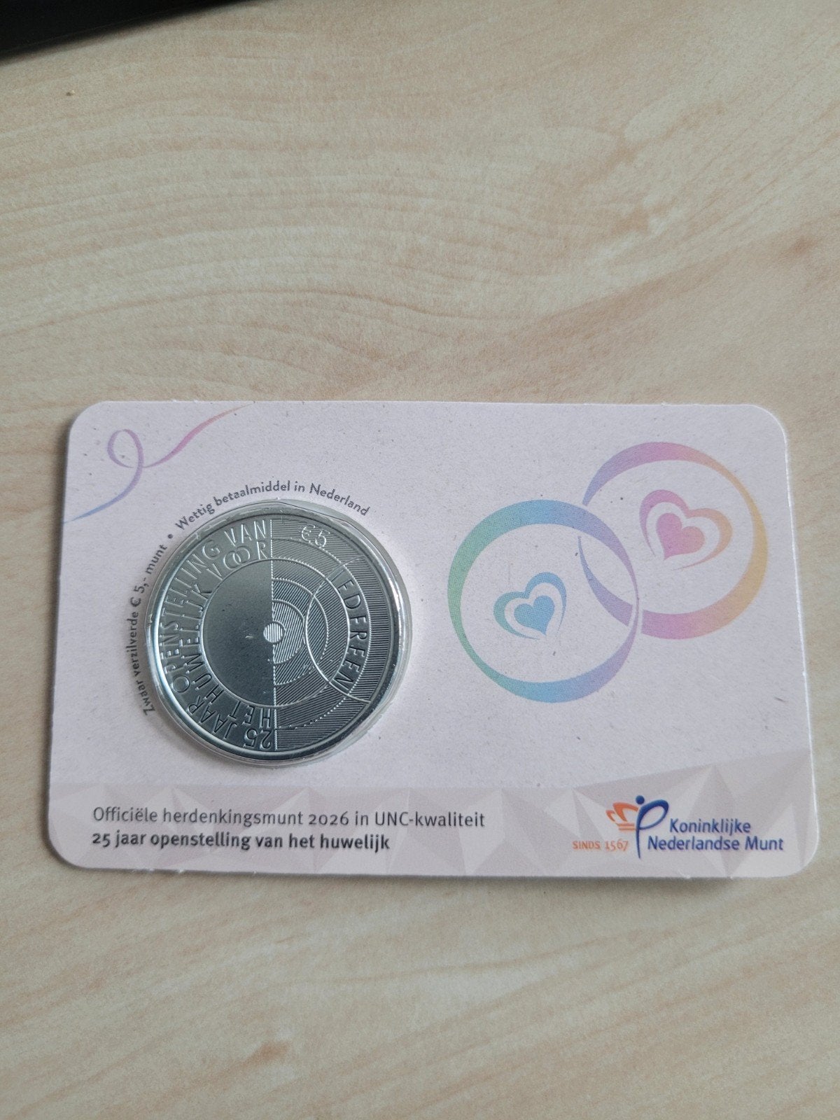 25 jaar openstelling huwelijk vijfje 2026 UNC coincard, Postzegels en Munten, Ophalen of Verzenden, Koningin Beatrix, Euro's, Setje