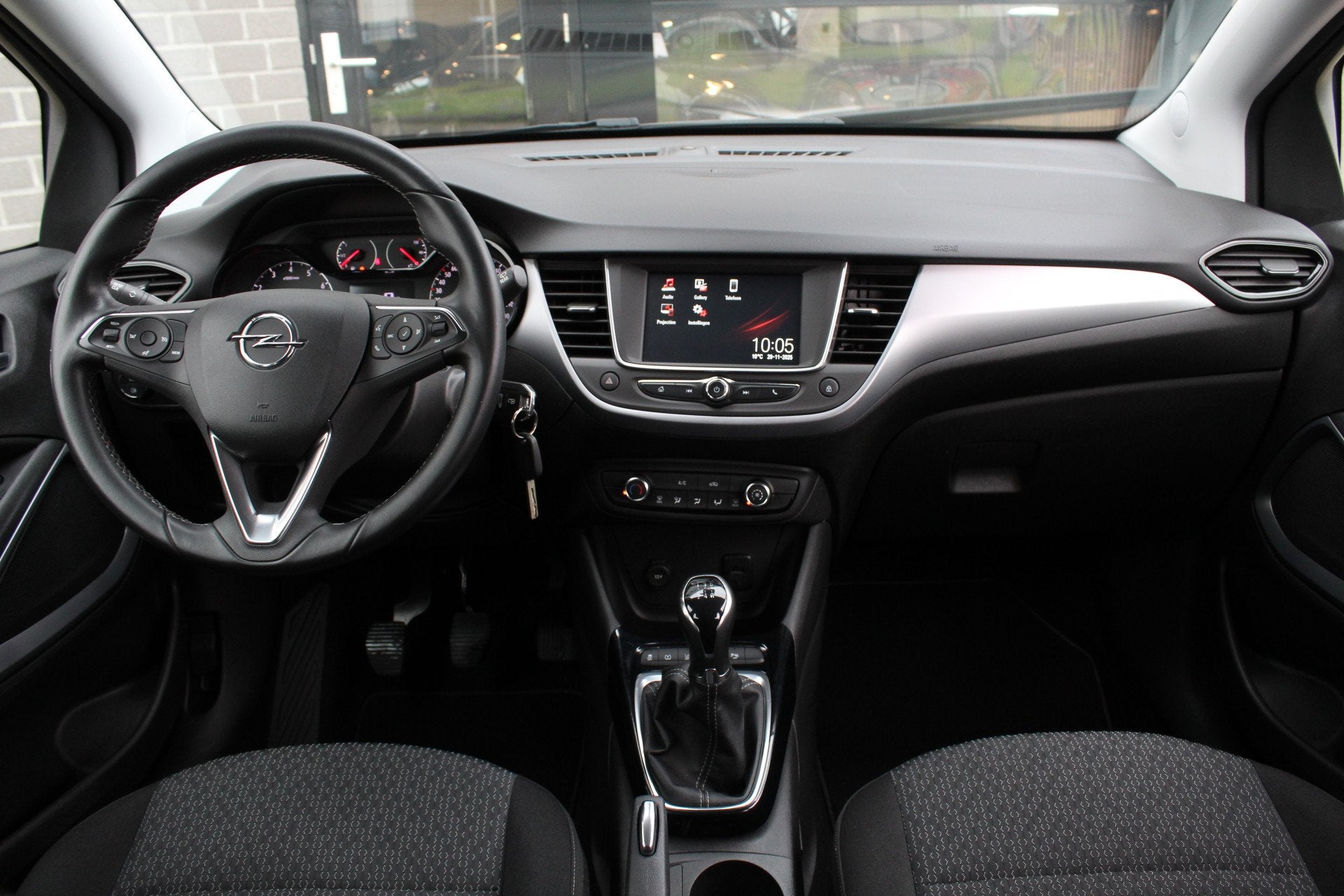 Opel Crossland X 1.2 Turbo Online Edition / Carplay / PDC /, Auto's, Dealer onderhouden, Gebruikt, 1199 cc, Met garantie (alle)