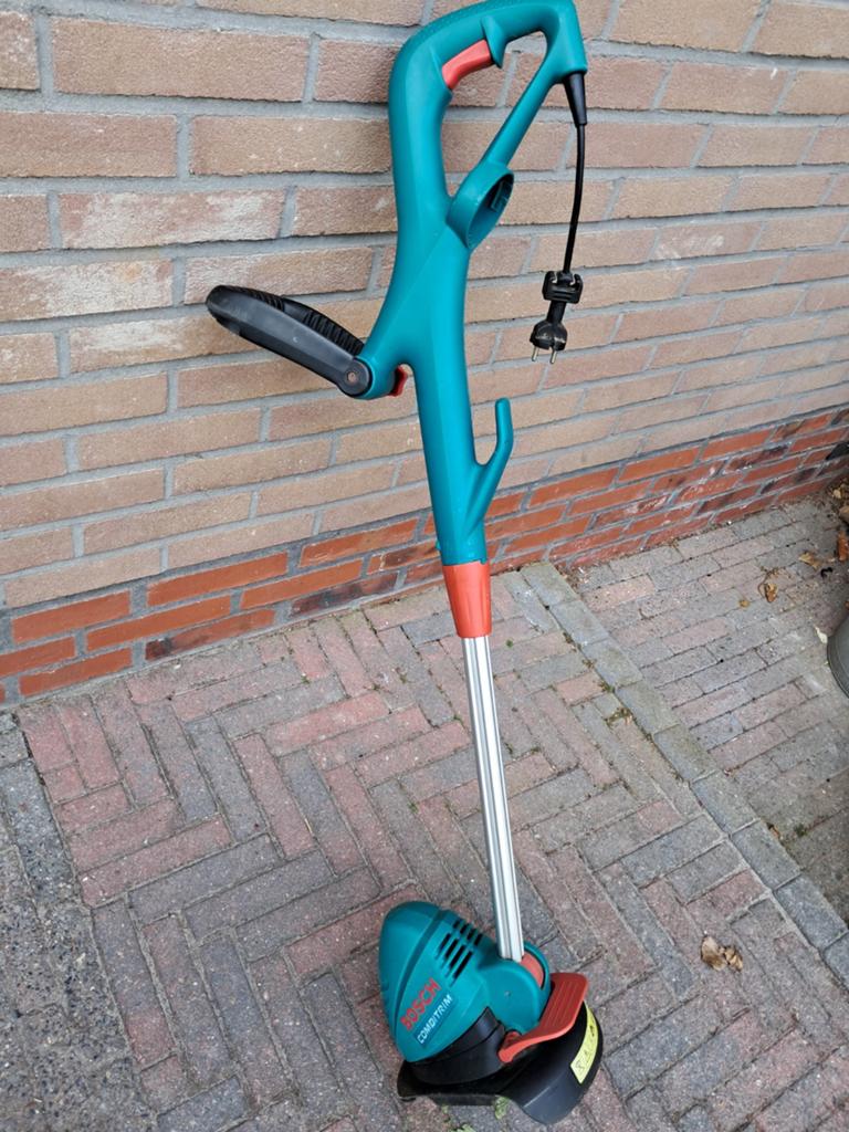 Electrische kantenmaaier van Bosch, Tuin en Terras, Grastrimmers, Ophalen of Verzenden, Gebruikt, Elektrisch