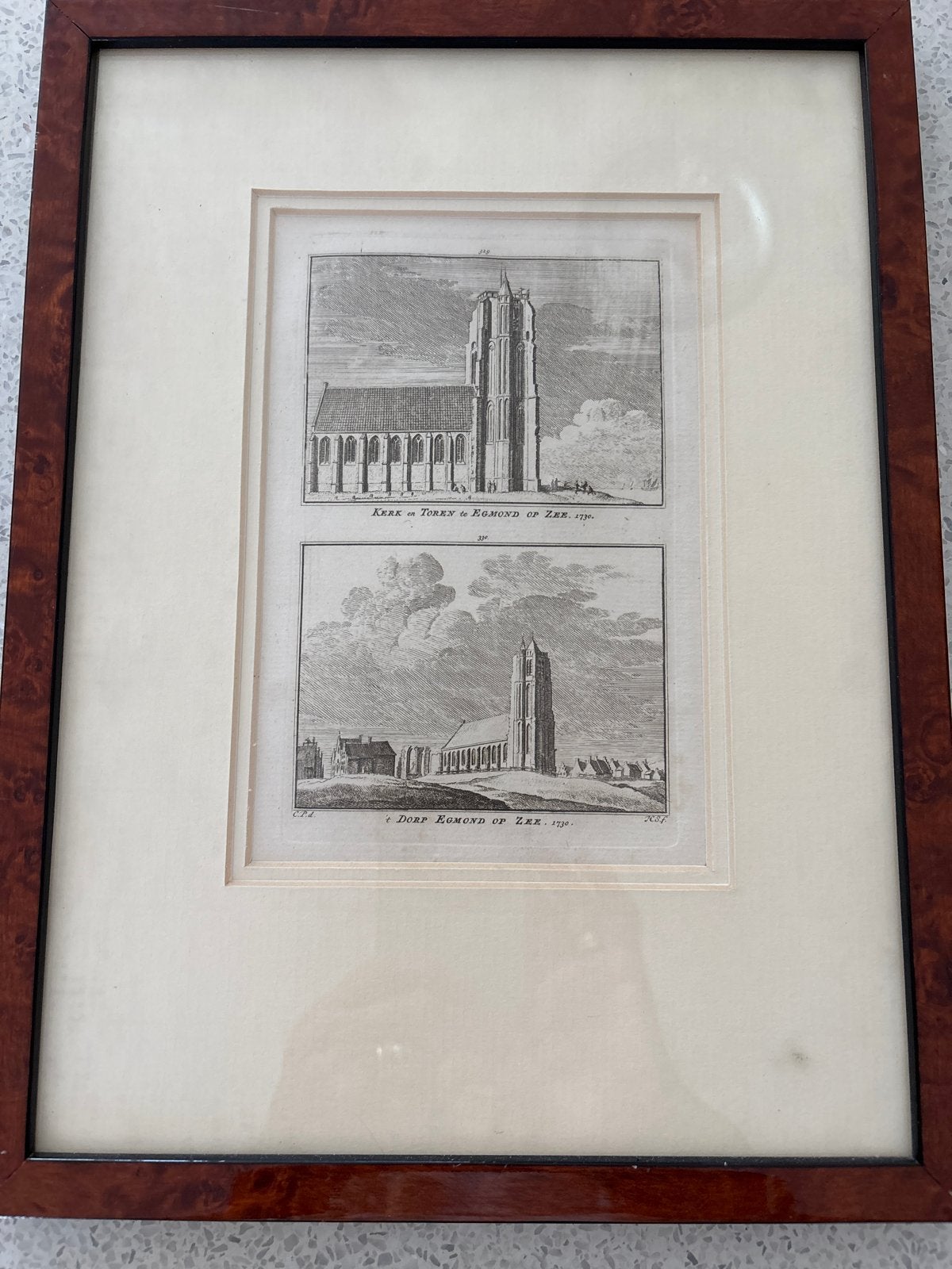 Antieke Gravure: Kerk en Toren te Egmond op Zee (1730), Stadsgezicht, Ophalen of Verzenden, Gravure, Origineel
