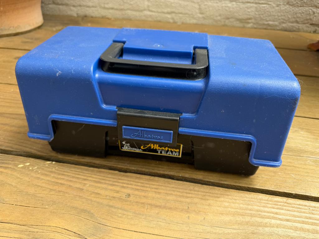 Gevulde viskoffer, Ophalen, Zo goed als nieuw, Koffer of Tas