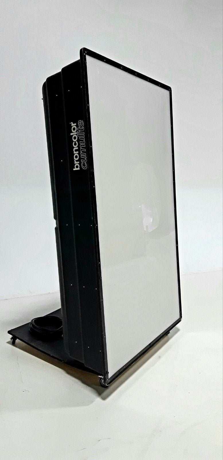 Broncolor Cumulite met 8 flitsbuizen en instellampen, Ophalen, Gebruikt, Lamp of Flitsset