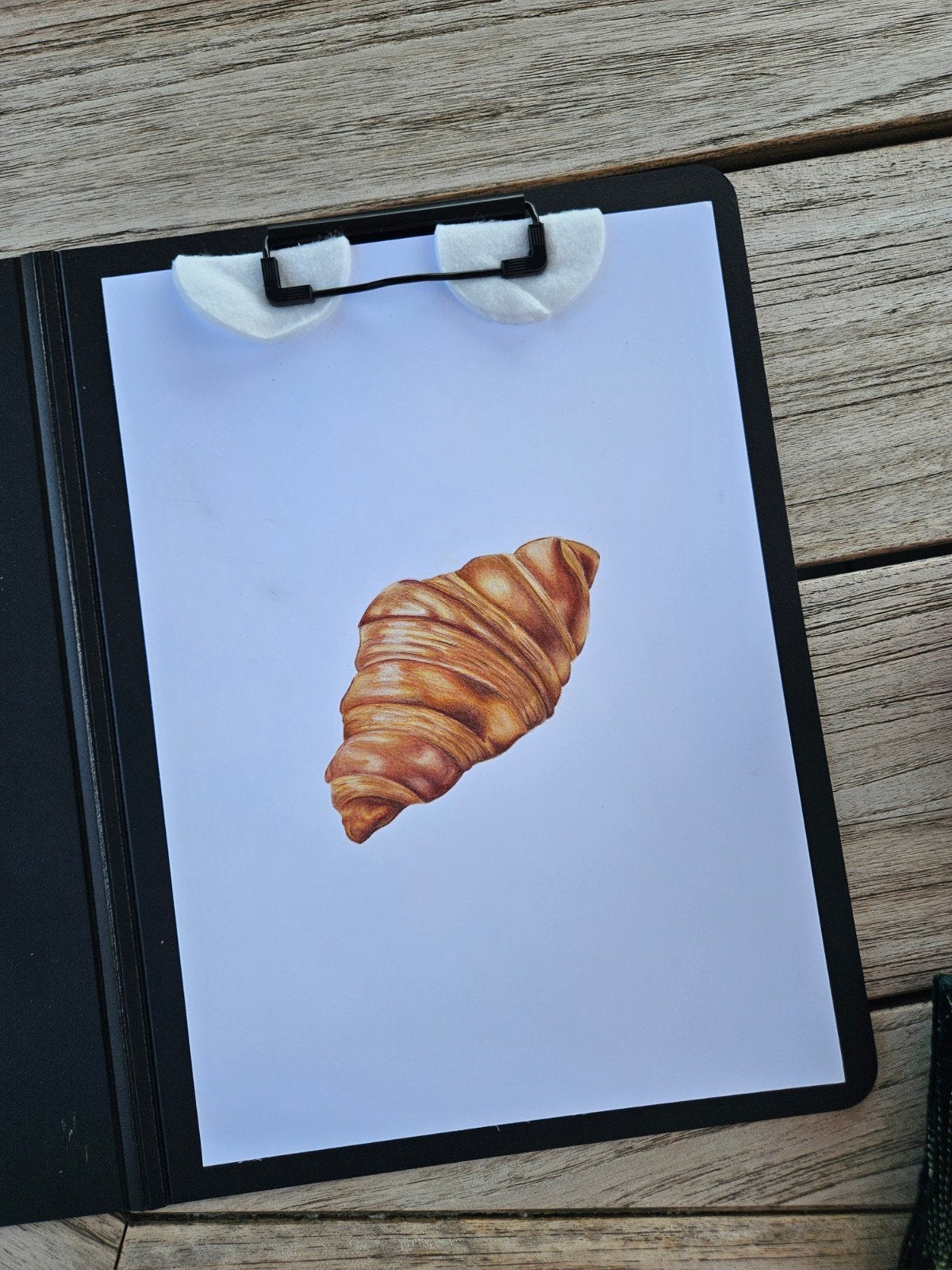 Originele tekening van een croissant met kleurpotloden, Ophalen, Tekening, Potloodtekening, Handgemaakt