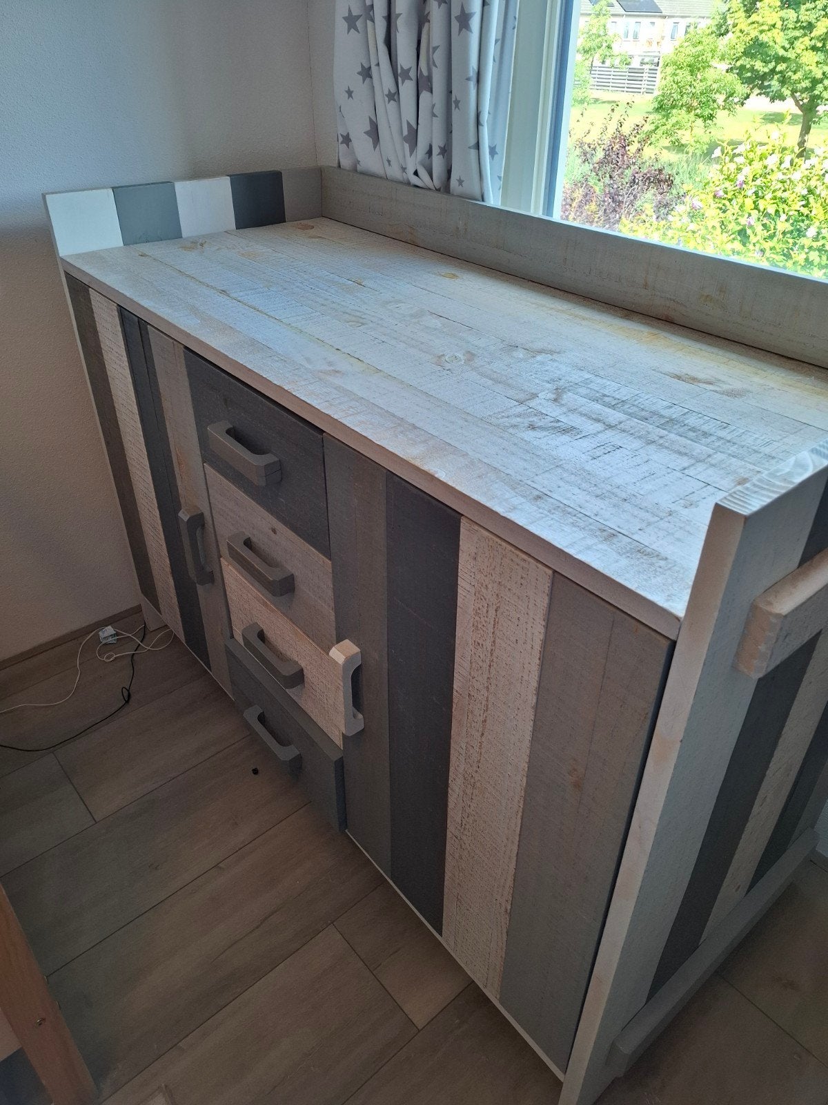 Complete Babykamer Jelle: Commode, Kast, Wandplank, Ledikant, Ophalen of Verzenden, Gebruikt, Jongetje of Meisje