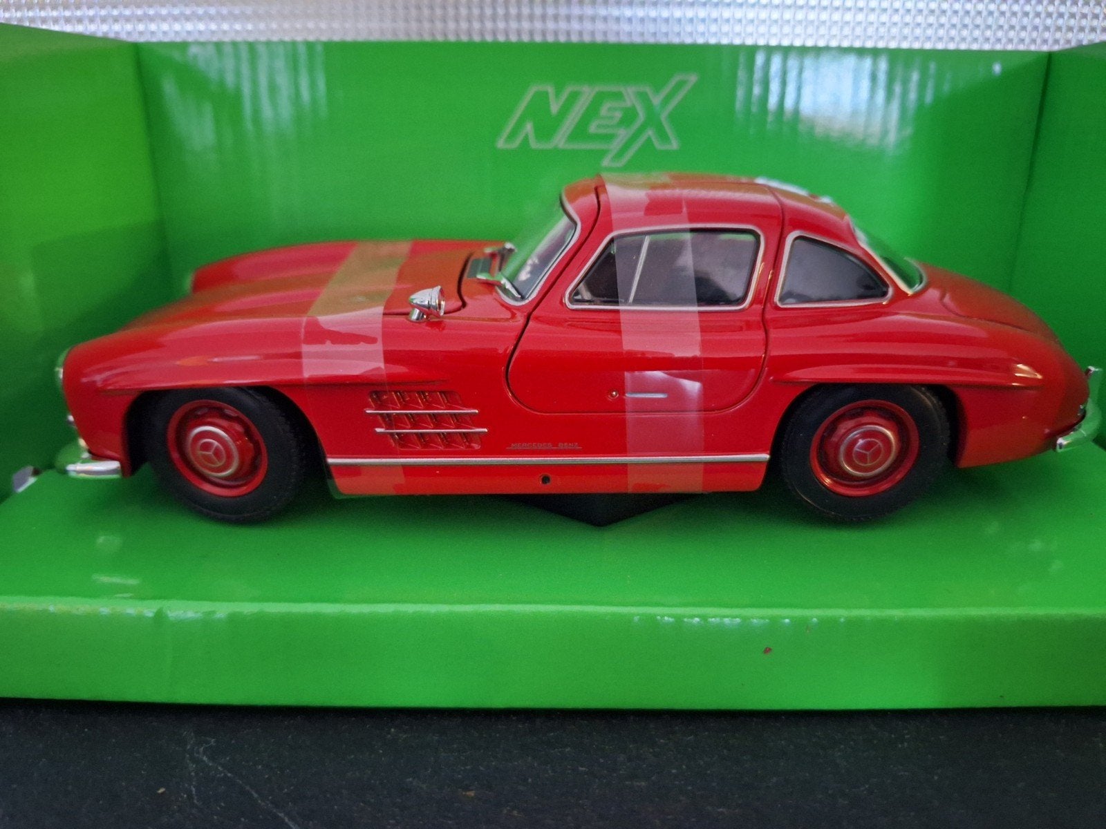 Mercedes Benz 300 SL1954 Schaal 1:24, Hobby en Vrije tijd, Modelauto's | 1:24, Auto, Nieuw, Ophalen of Verzenden, Welly