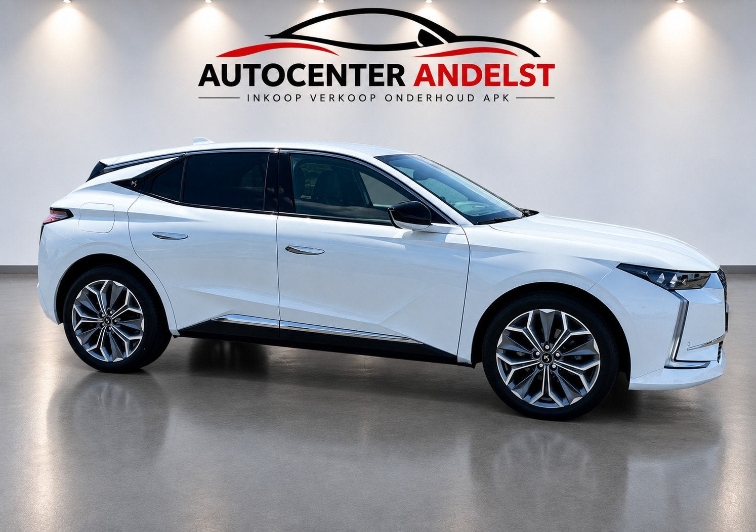 DS 4 1.2 PureTech Trocadero Aut, HU dsp, Cam, Keyless, Navi,, Auto's, Dealer onderhouden, Gebruikt, Euro 6, 1199 cc