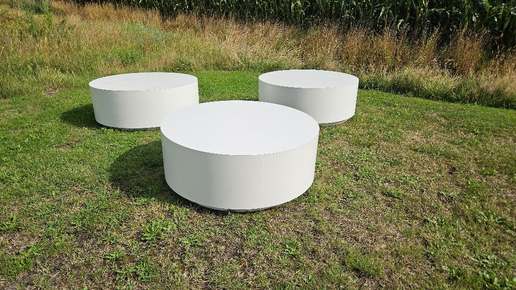 3 grote ronde vrijstaande presentatie plateaus, Ophalen