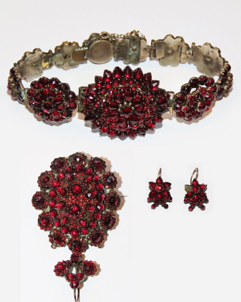 Antieke Boheemse granaat, armband, broche en oorbellen, 1872, Sieraden, Tassen en Uiterlijk, Antieke sieraden, Verzenden, Overige materialen