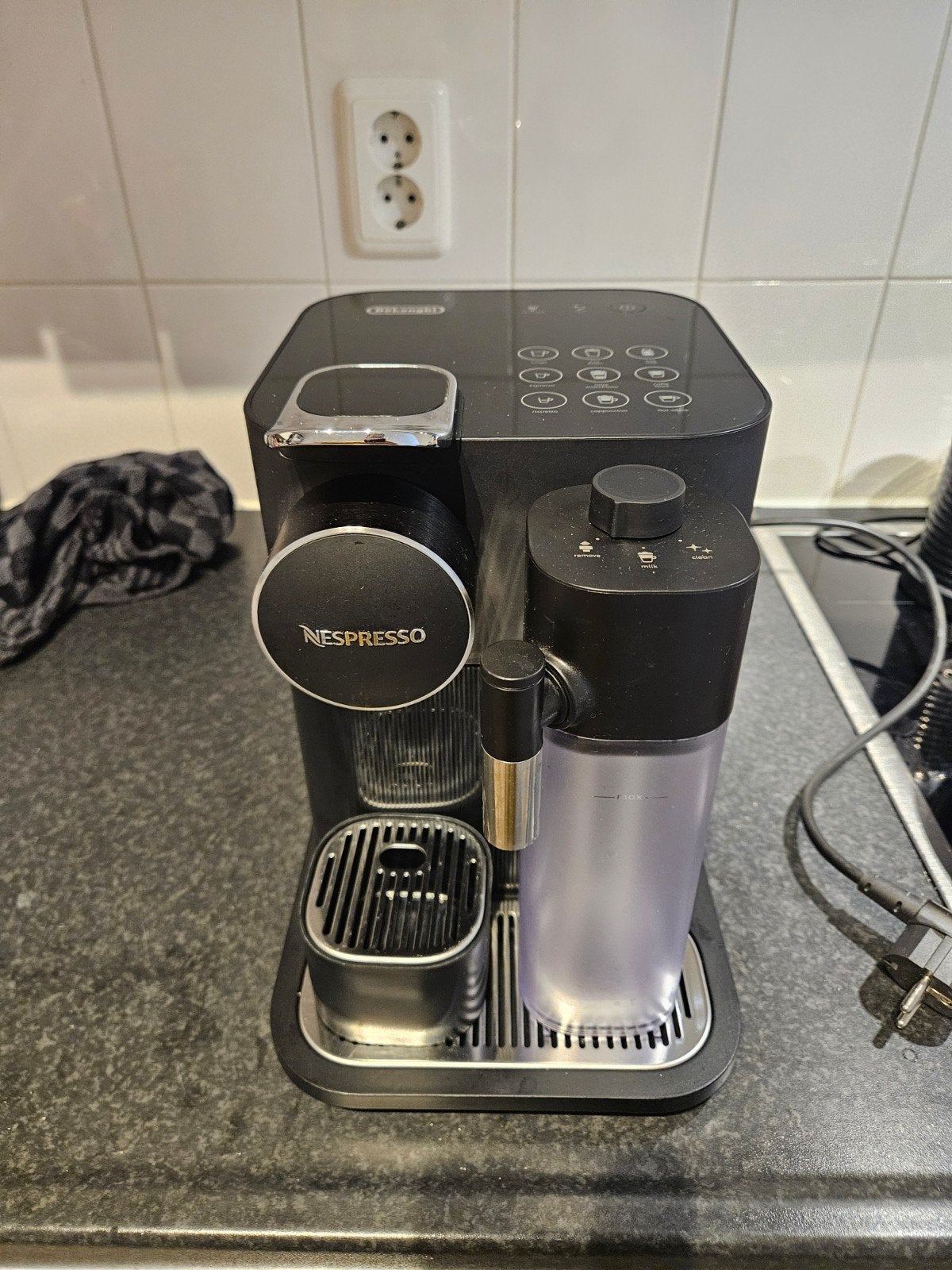 Nespresso Gran Lattissima, Ophalen of Verzenden, Koffiemachine