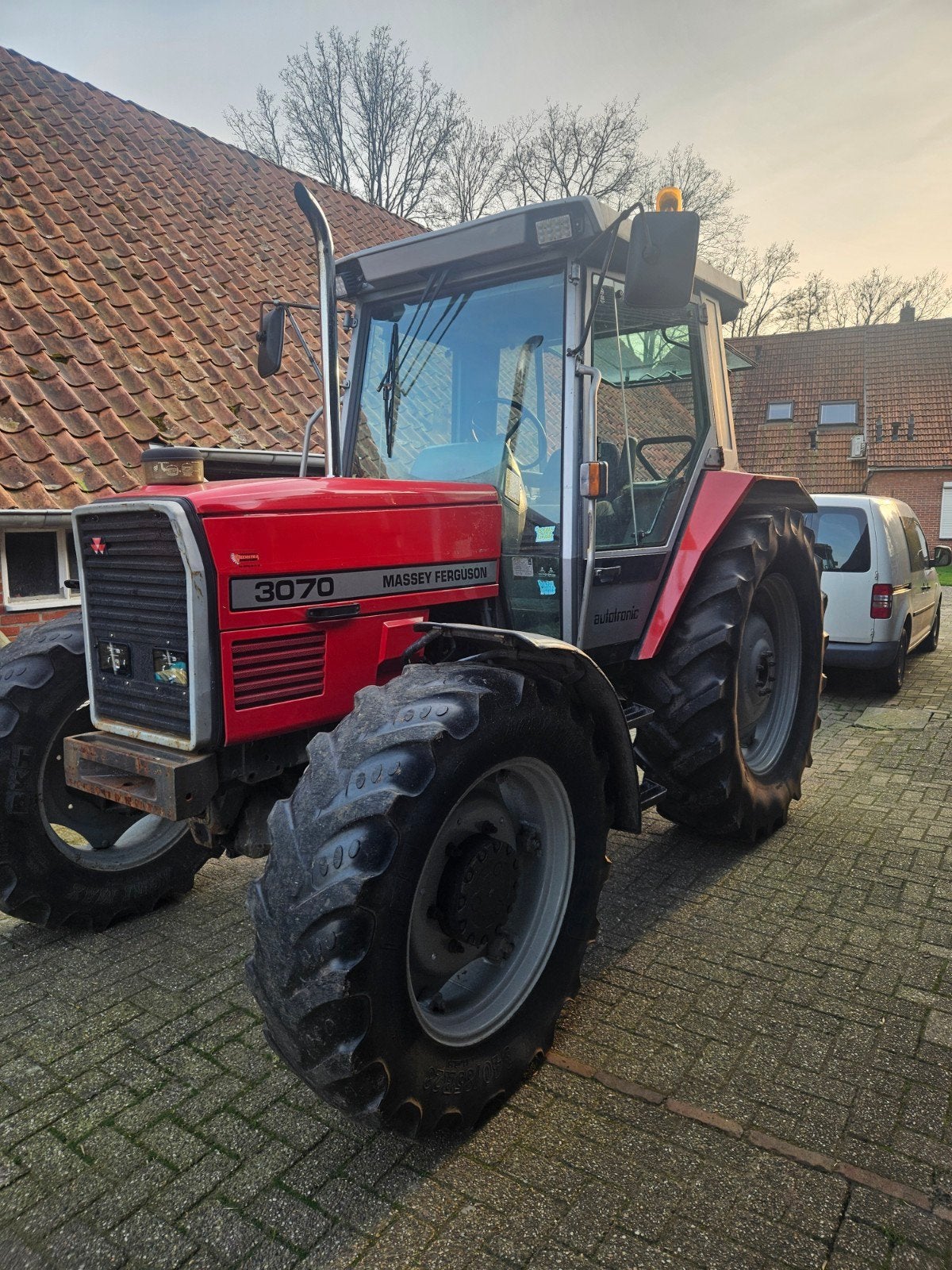 Massey ferguson 3070, Zakelijke goederen, Agrarisch | Tractoren, Ophalen, 80 tot 120 Pk, Gebruikt, 7500 tot 10000