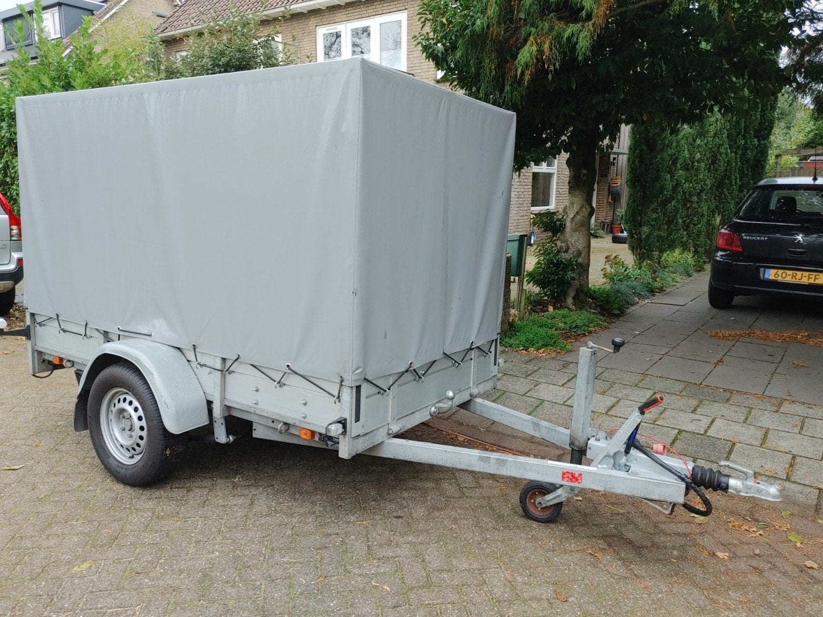 Anssems 1350 kg geremde aanhanger met huif, Ophalen, Zo goed als nieuw